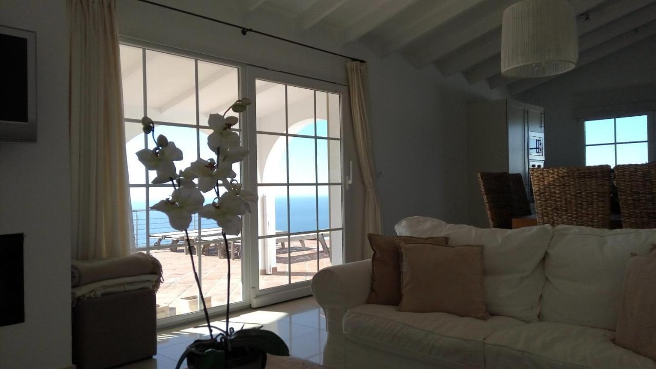 Villa Perla Blanca Sayalonga 外观 照片