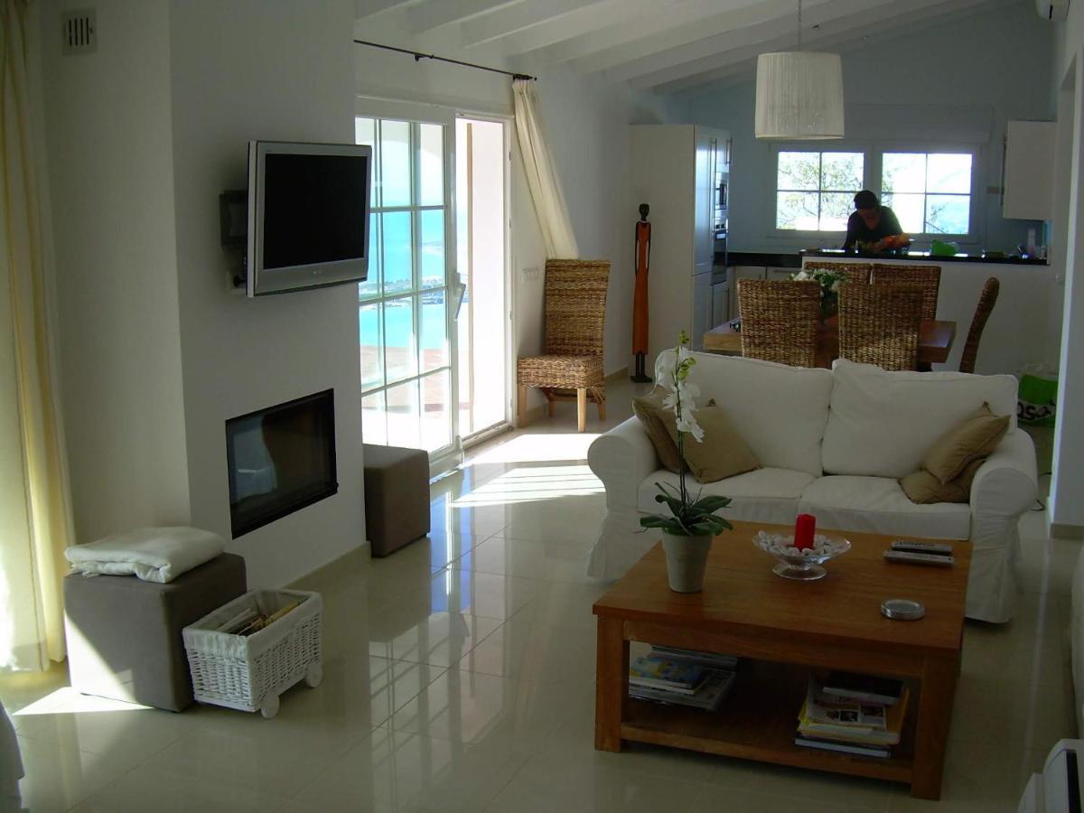 Villa Perla Blanca Sayalonga 外观 照片
