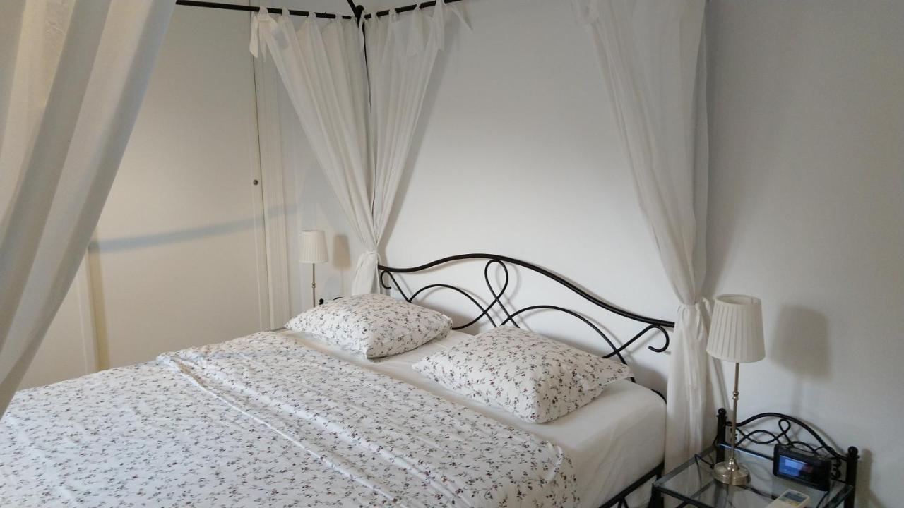Villa Perla Blanca Sayalonga 外观 照片