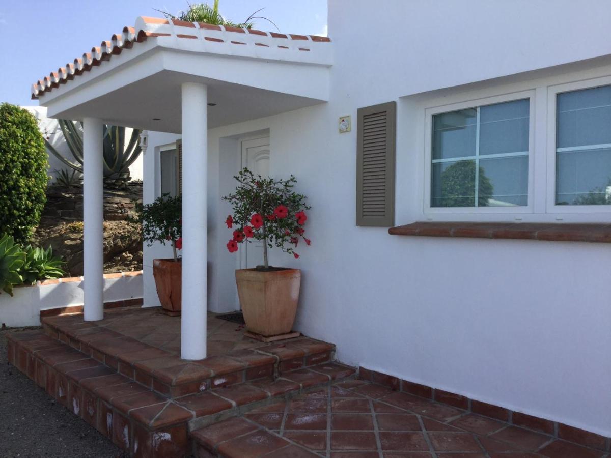 Villa Perla Blanca Sayalonga 外观 照片